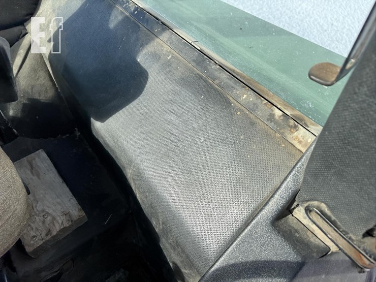 john-deere-4440-image-42