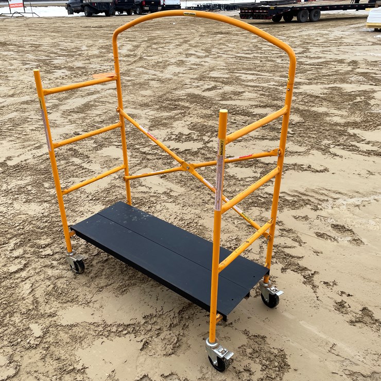 #3950 • Rolling Metal Carts