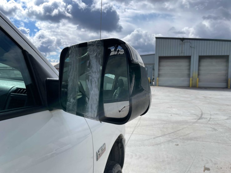 2016-dodge-2500-image-53