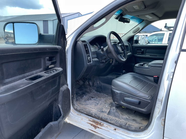 2016-dodge-2500-image-72