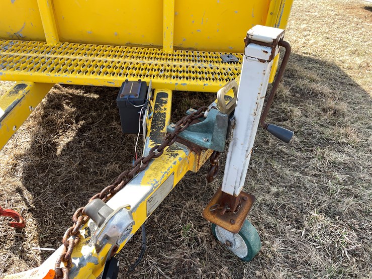 #203-•-sauber-single-axle-utility-trailer-(no-title)-image-13