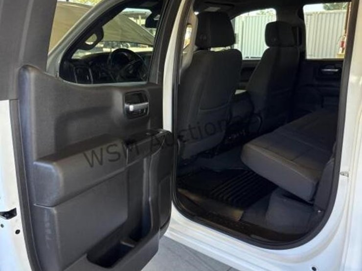 2021-chevrolet-silverado-1500-image-25