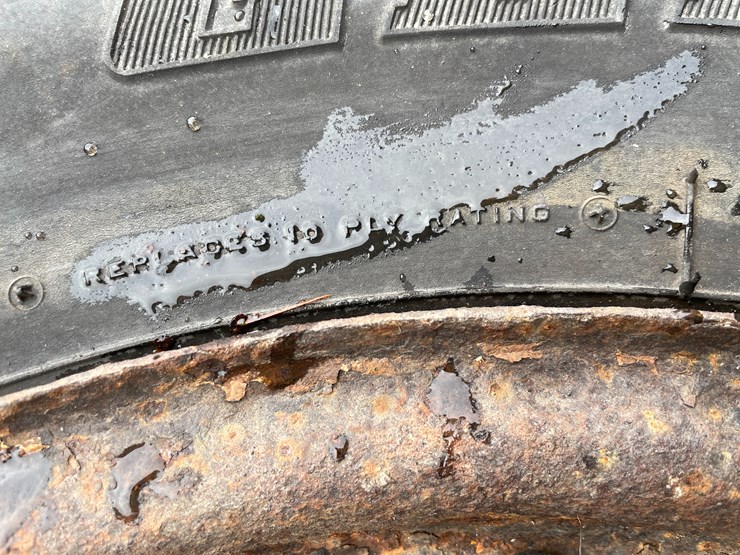 #3926-•-(6)-spare-rims-and-tires-image-16