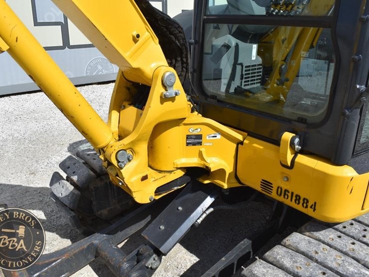 2023-komatsu-pc55mr-5-image-28