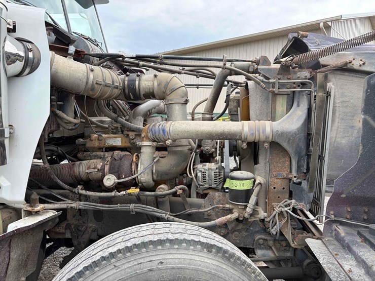 1999-caterpillar-c12-image-12