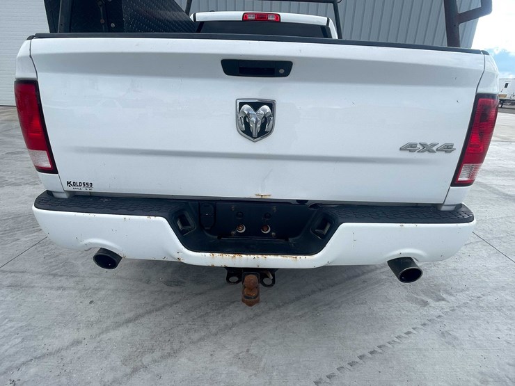 2017-dodge-1500-image-19