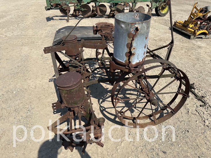 john-deere-2-image-2