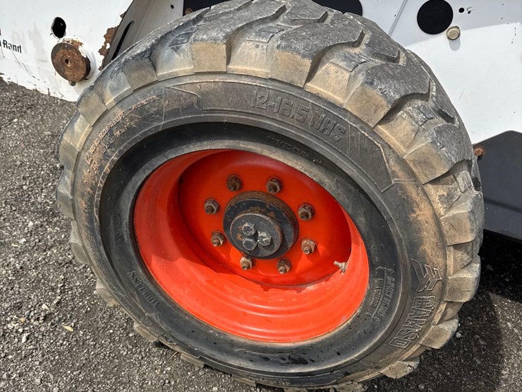 2007-bobcat-s250-image-16