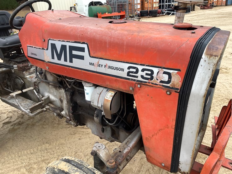 massey-ferguson-230-image-15