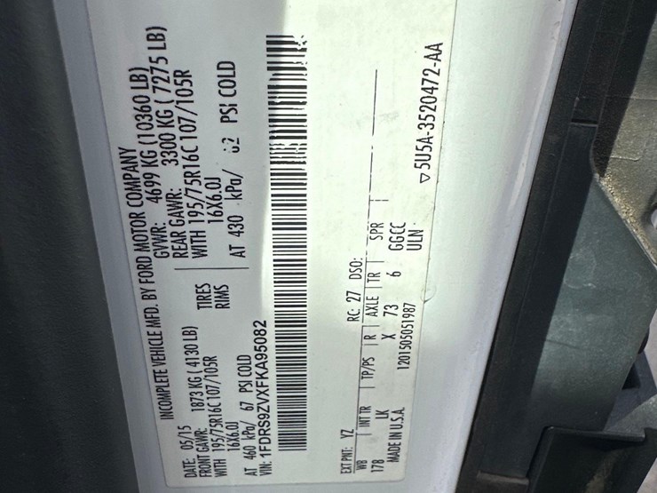 2015-ford-transit-image-24