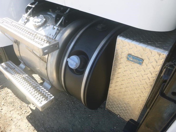 2013-bobcat-225-image-39