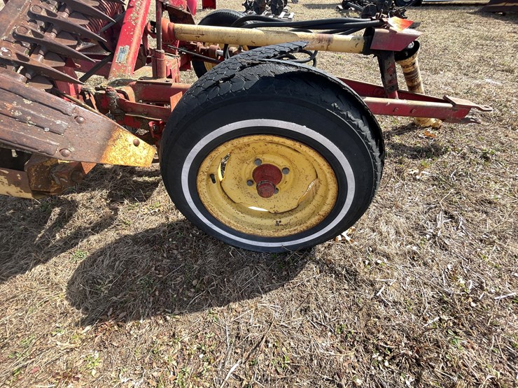 new-holland-455-image-10