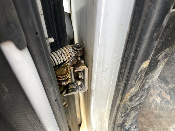 2015-dodge-2500-image-58