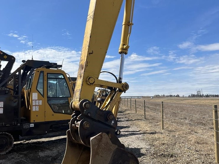 2018-komatsu-pc210-lc-11-image-31