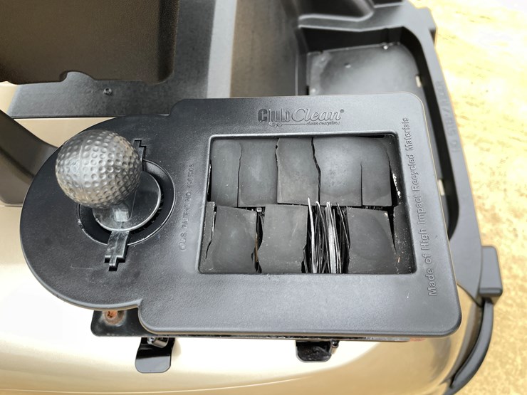 #605-•-ez-go-rxv-electric-golf-cart-image-37