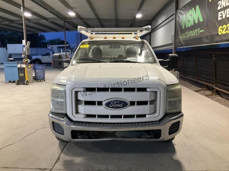 2014-ford-f350-image-3