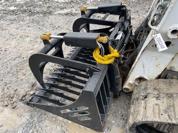 wildcat-78"-skid-steer-skeleton-grapple-with-teeth-image-5