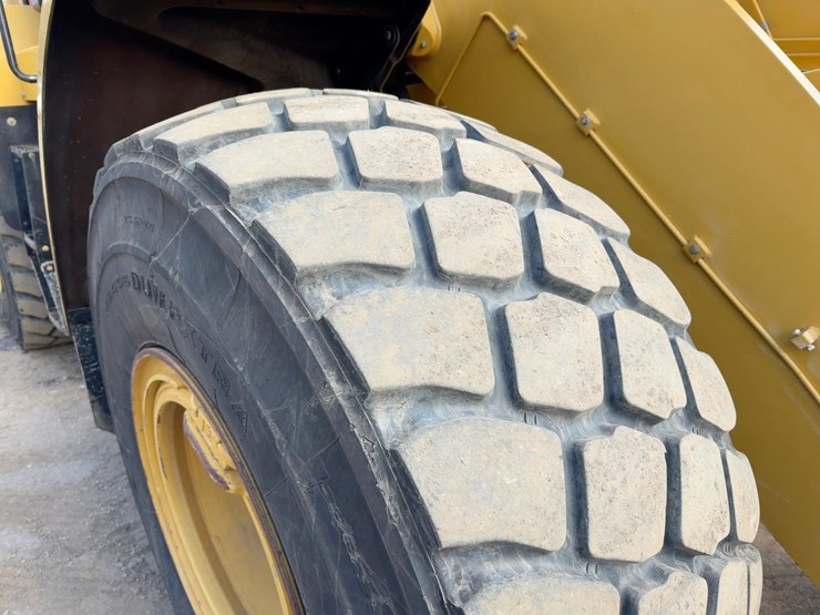 2017-caterpillar-950m-image-13