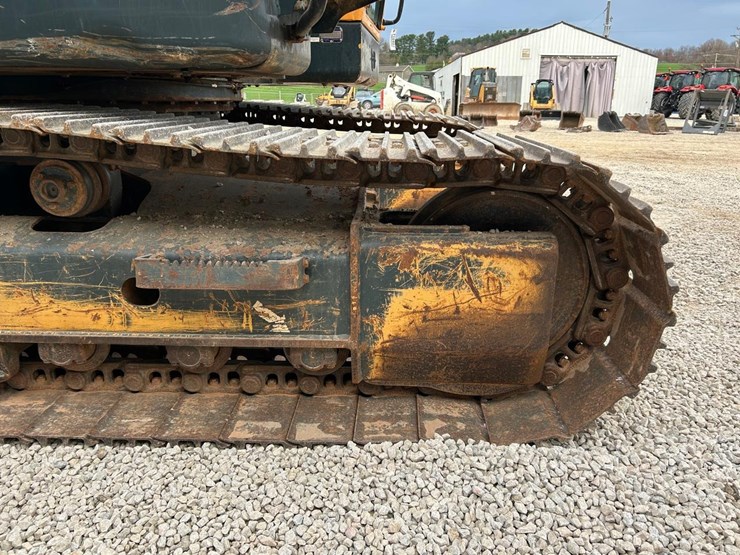 hyundai-hx145-lcr-image-12