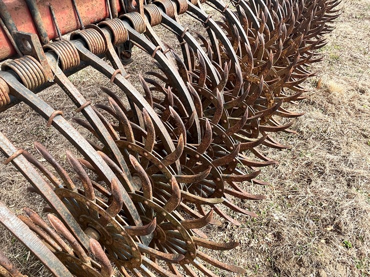 #210-•-m-&-w-3-point-rotary-hoe-image-14