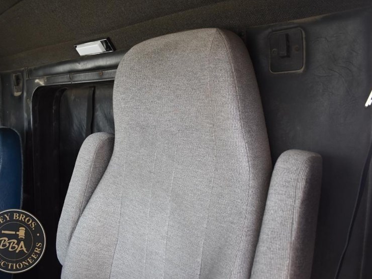 1995-kenworth-t800-image-37