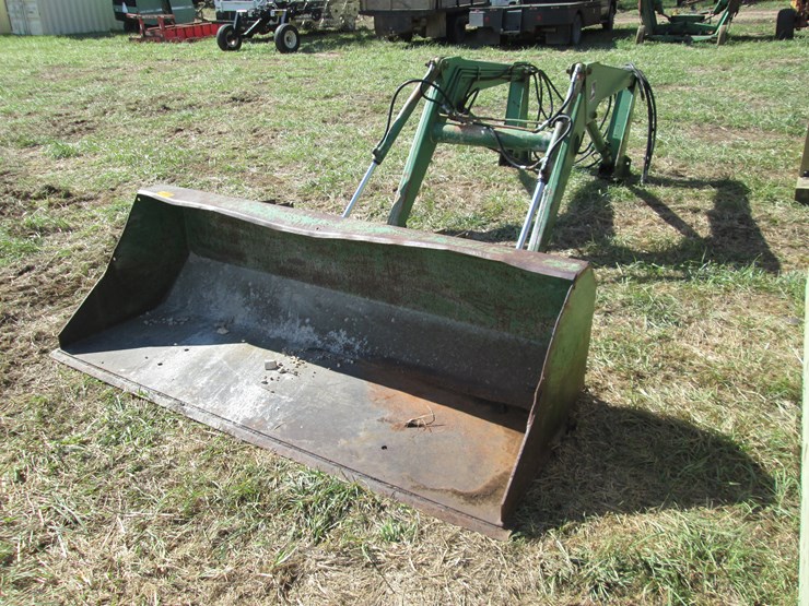 john-deere-148-image-1