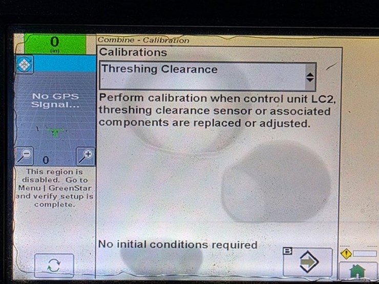 2013-john-deere-s680-image-93