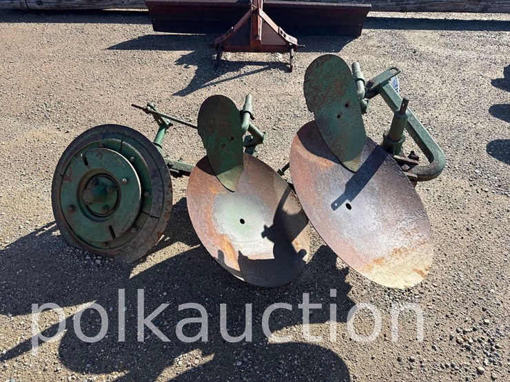 john-deere-2-image-1