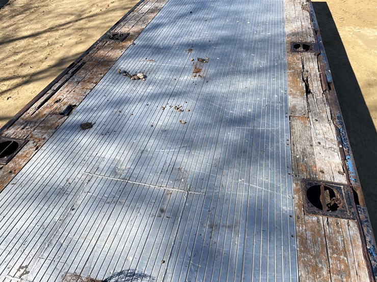 #1030-•-1973-28'-pike-semi-trailer-(has-wi-title)-image-10