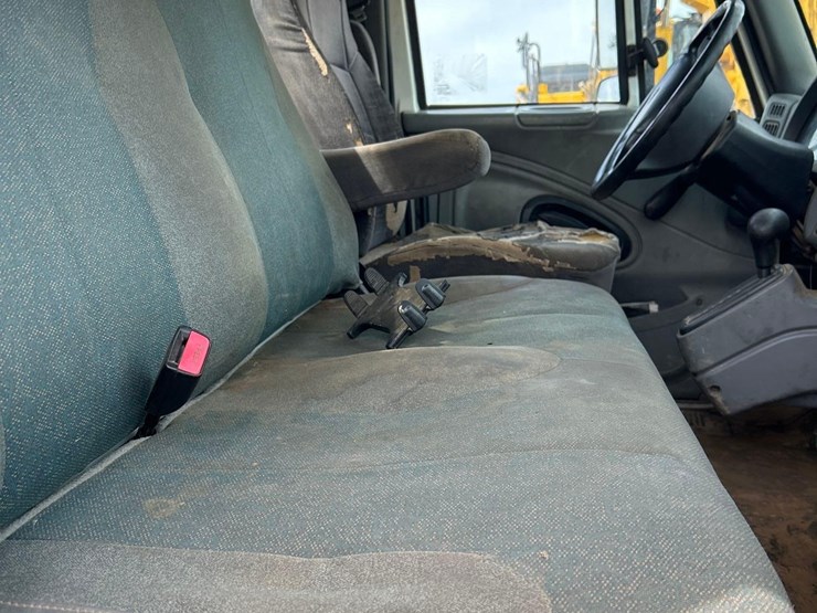 2005-international-4300-image-26