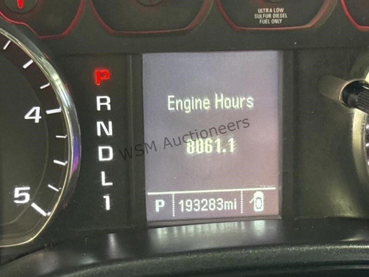 2019-chevrolet-silverado-2500hd-image-18