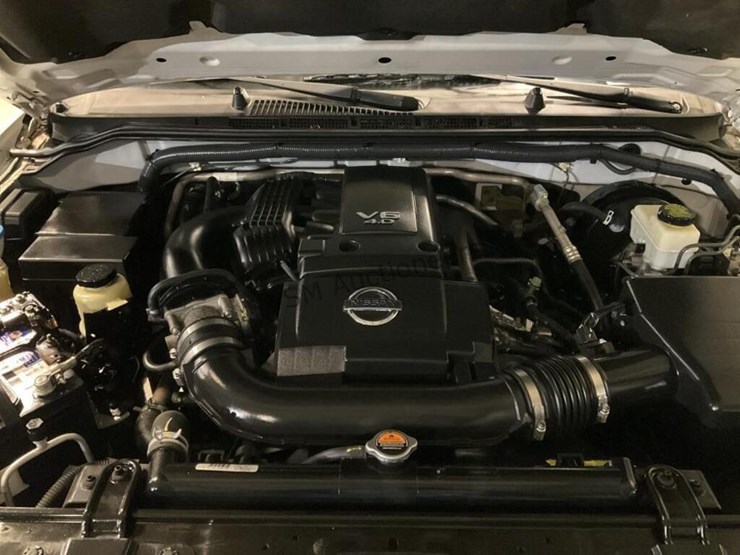 2015-nissan-frontier-image-11