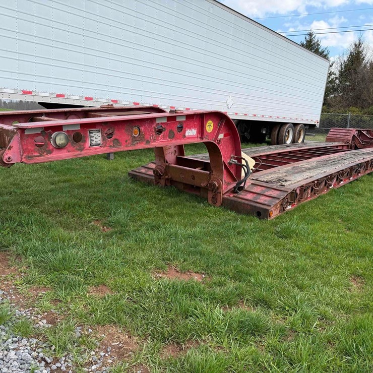 2002 FONTAINE LOW BOY