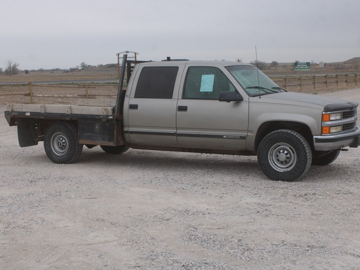 2000-chevrolet-k3500-image-4