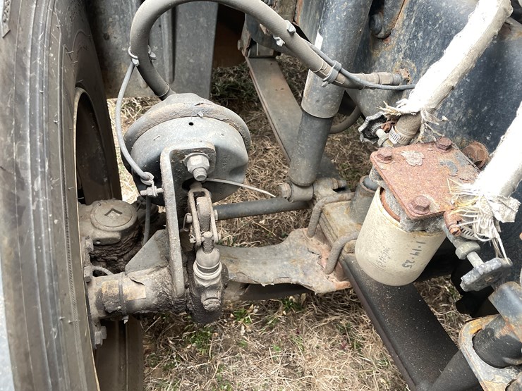 #114-•-2017-freightliner-single-axle-day-cab-semi-tractor-(has-wi-title)-image-66