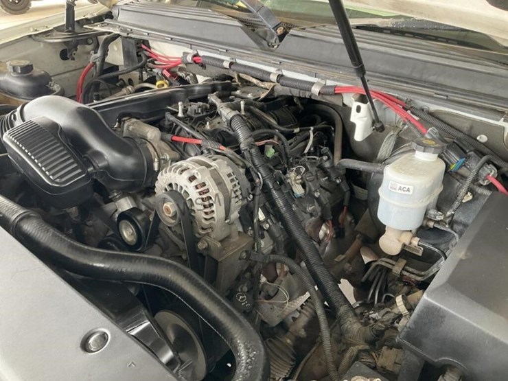 2007-chevrolet-tahoe-image-12