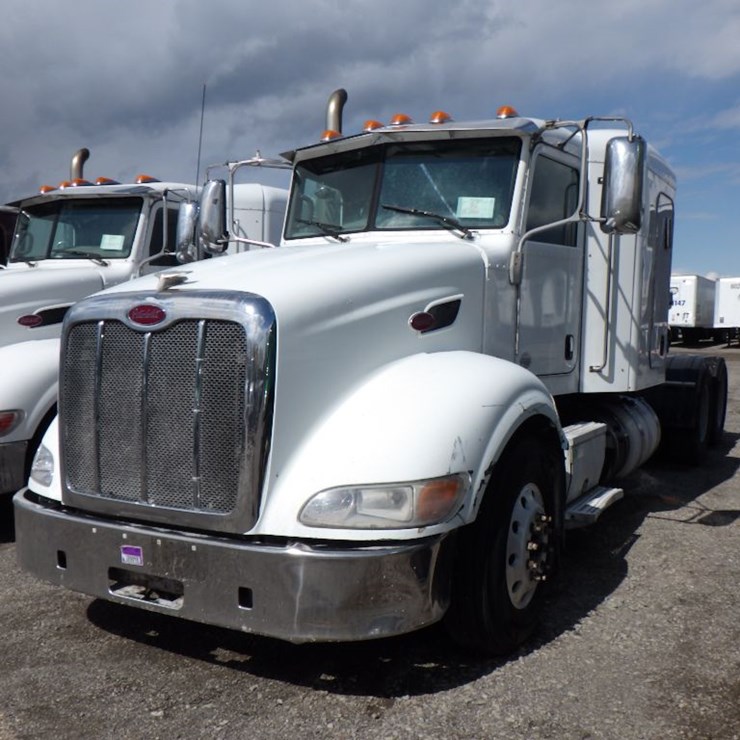 2014 PETERBILT 386