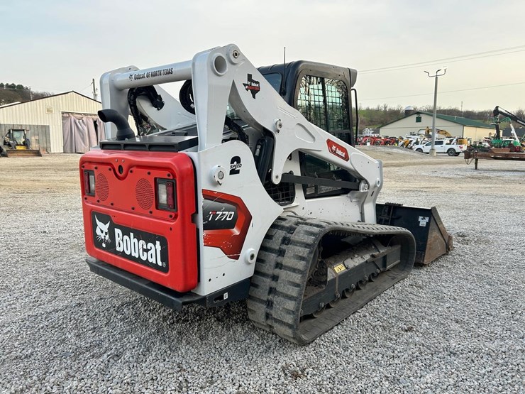 2023-bobcat-t770-image-4