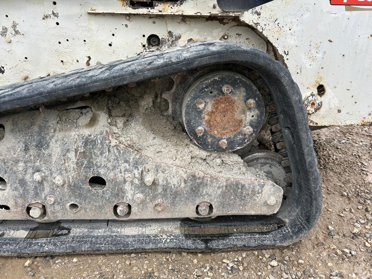 bobcat-t300-image-18