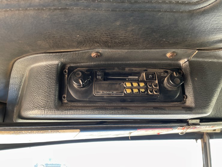 #401-•-1991-mac-rb688s-dump-truck-(has-mn-title)-image-66