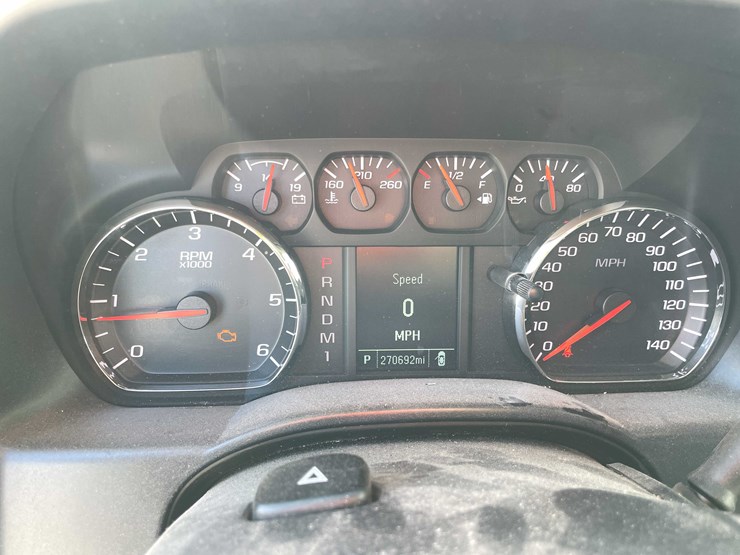 2015-chevrolet-1500-image-71