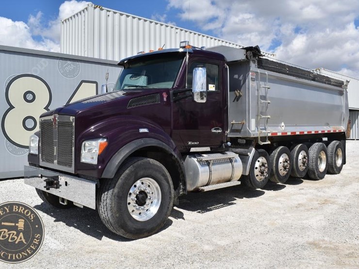 2019-kenworth-t880-image-4
