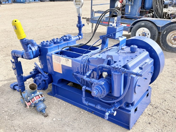 2010-gardner-denver-tee-5k-wp-fluid-end-4-plungers-triplex-well-service-pump-(ready-to-work)-image-1
