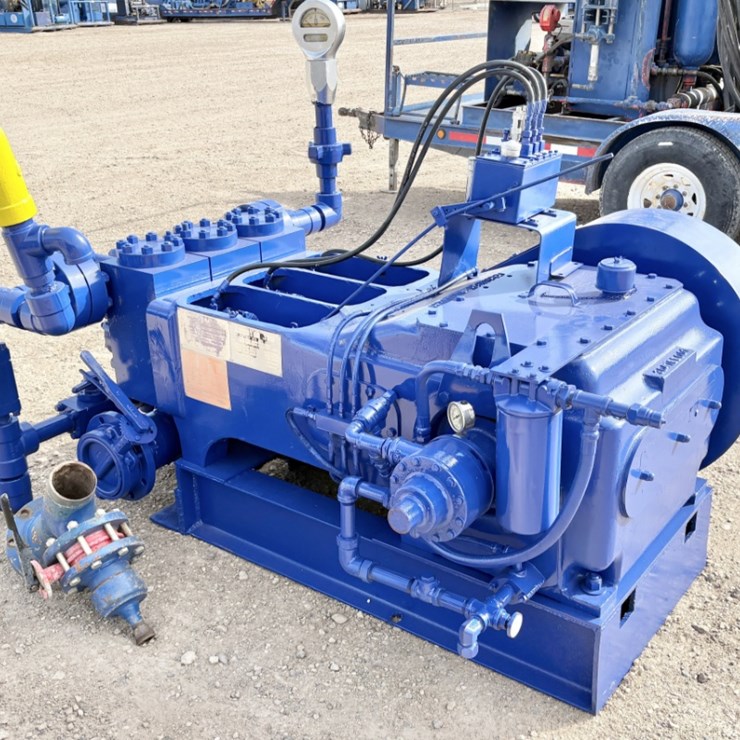 2010 GARDNER DENVER TEE 5K WP FLUID END 4 PLUNGERS TRIPLEX WELL SERVICE PUMP (READY TO WORK)