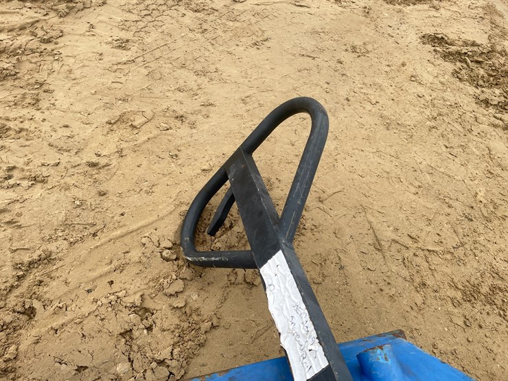 #3919-•-(3)-lift-rite-5,500-lbs.-pallet-jacks-image-13