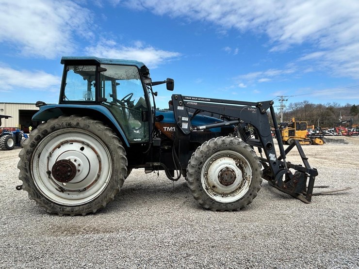 new-holland-tm135-image-5