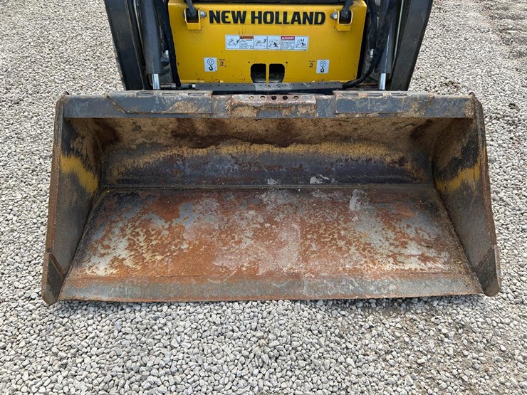 2024-new-holland-l316-image-9