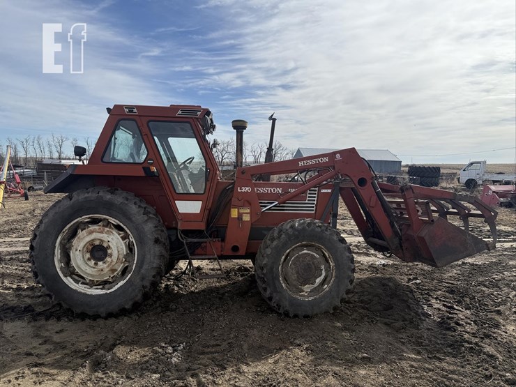 hesston-tractor-2805-image-6