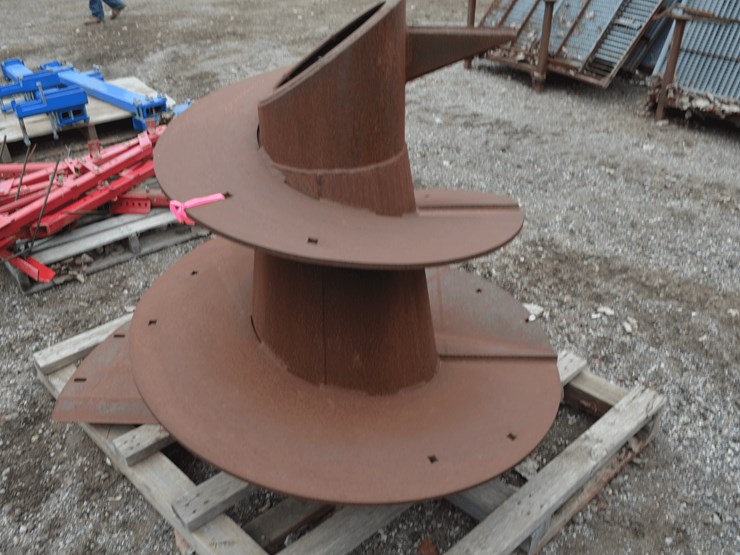 kuhn-mixer-auger-image-2