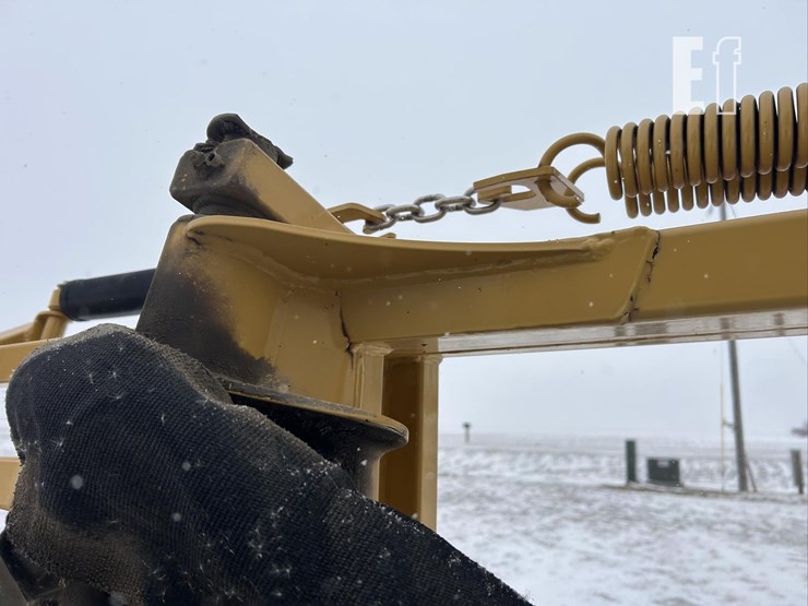 2012-ag-chem-rg1100-image-102